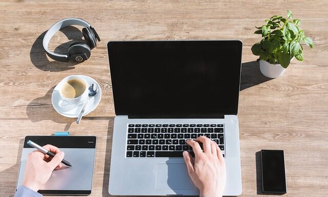 Zawieszenie firmy przez internet