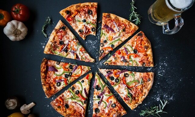 Ile kosztuje pizza w Holandii?