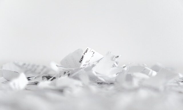 Jakich dokumentów nie może wymagać dyrektor od nauczycieli?