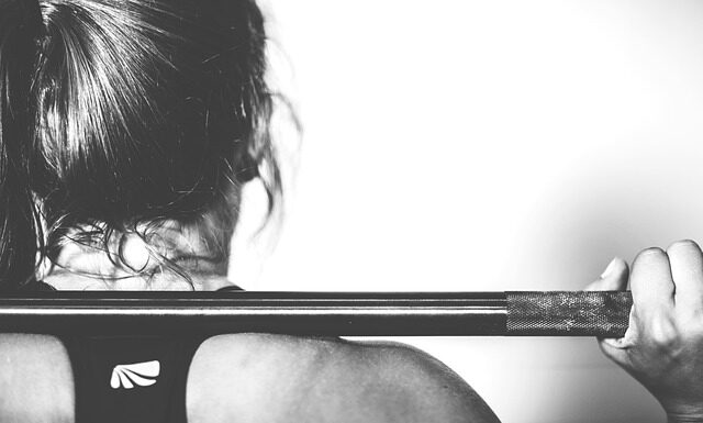 Jakie partie mięśni łączyć na siłowni?