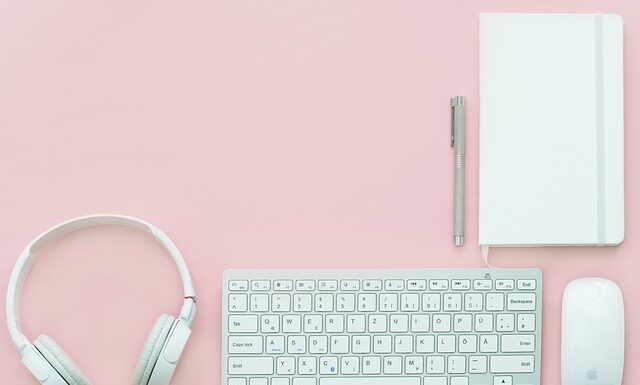 Jak ładnie urządzić biuro? Jak ładnie urządzić biuro?