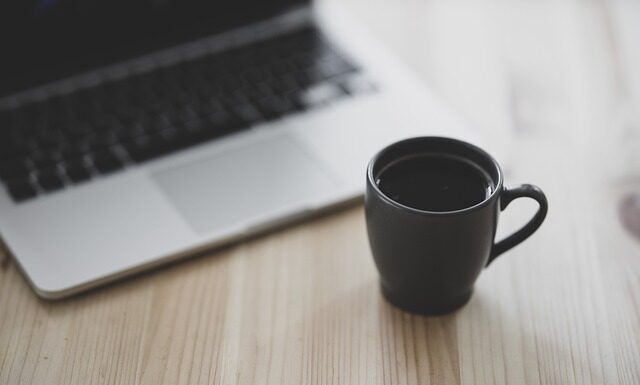 Czy mogę pracować zdalnie w UK?